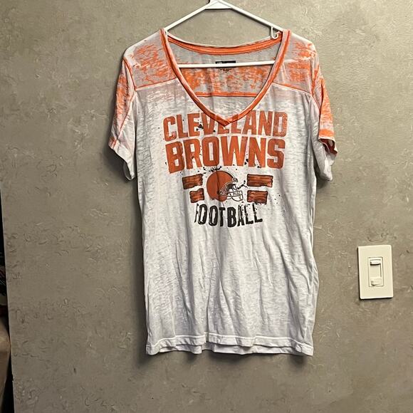 Cleveland Browns XL V-Neck Tee - NFL Football White/Orange - Picture 9 of 9